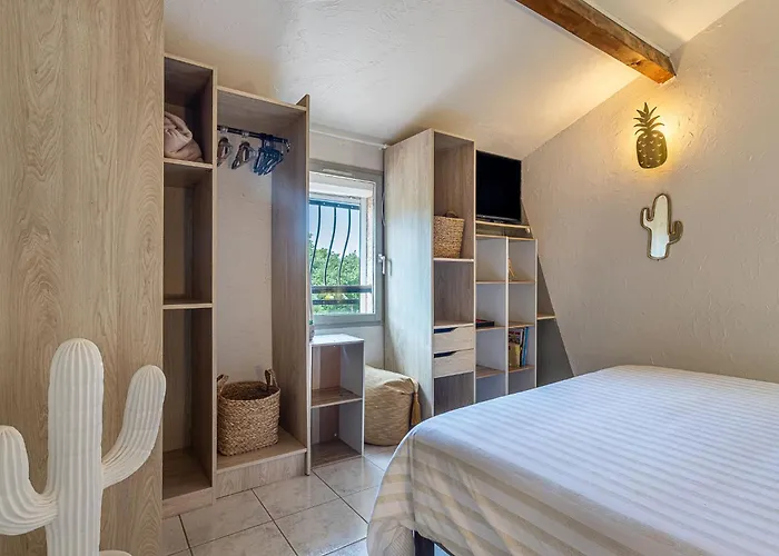 Le 444 By Interhome